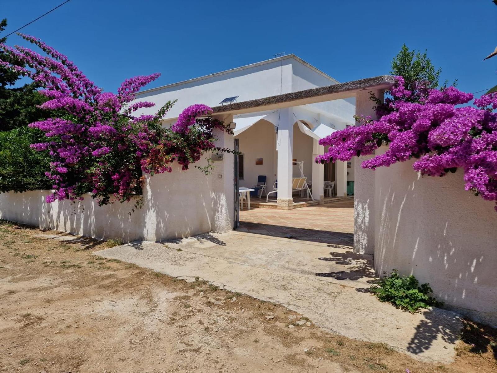 Villa Carmela A San Pietro In Bevagna Kültér fotó