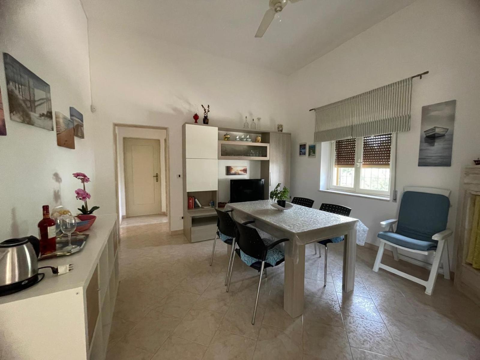 Villa Carmela A San Pietro In Bevagna Kültér fotó